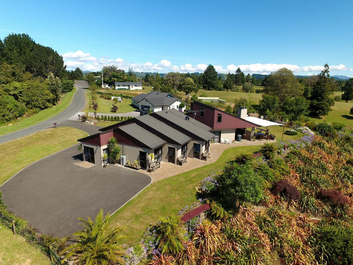 Waitomo Golfstays B&B Otorohanga Exteriör bild