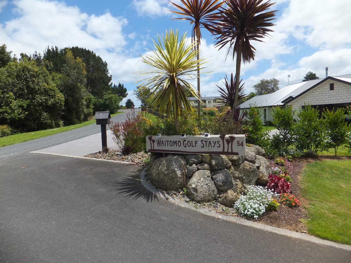 Waitomo Golfstays B&B Otorohanga Exteriör bild